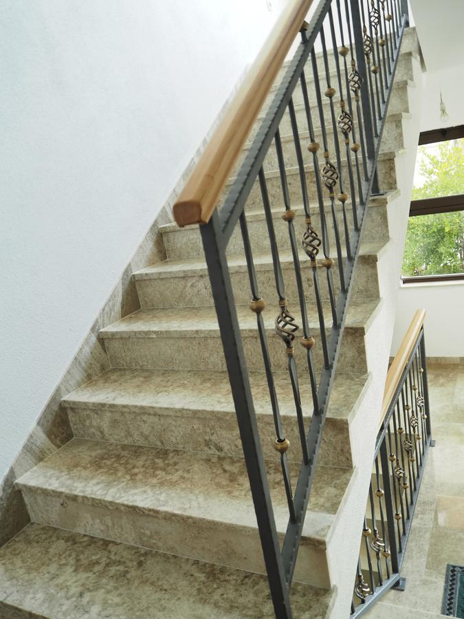 Apartment Ivan-Experience 3 Bedrooms Ljubuški エクステリア 写真